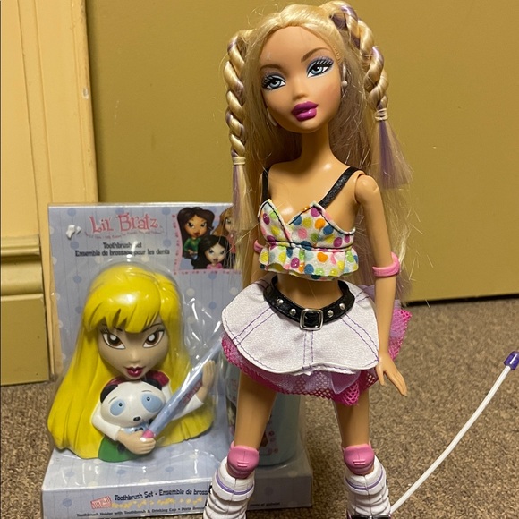 Bratz Doll Gift Set - Picture 14 of 16